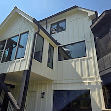 OUR-SOFT-WASHING-SERVICE-REVITALIZED-THIS-HOUSE-IN-GAINESVILLE-GA 3